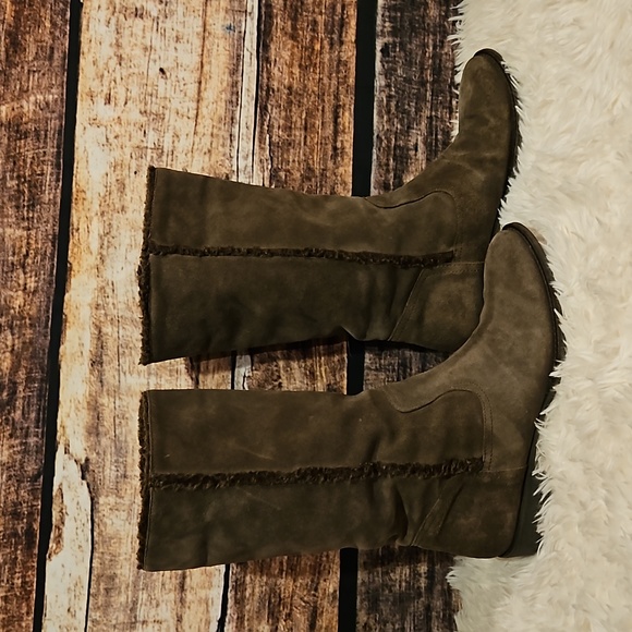 Barneys New York Boots - Picture 9 of 13